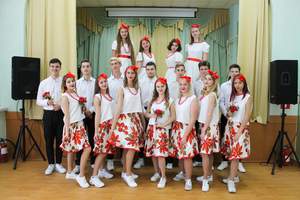 Танцевальный коллектив «Цветы России»